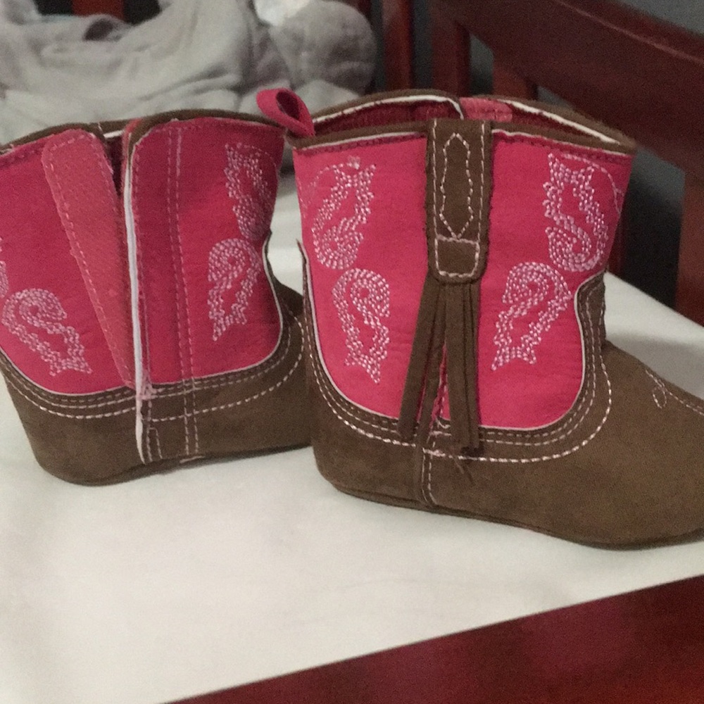Baby girl boots
